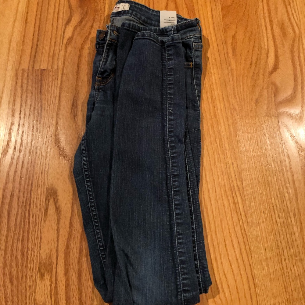 Hollister Jeans 27W 33L